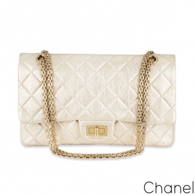 Chanel Cream 2.55 Reissue Maxi Double Flap Bag Chanel Cream 2.55 Reissue Maxi Double Flap Bag